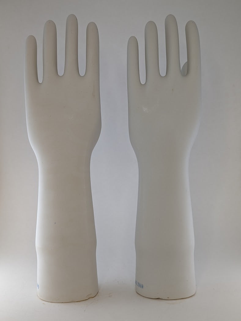 Porcelain Rubber Glove Mold - MAY 6 1970