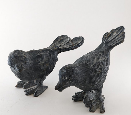 Cast Birds (set of 2)