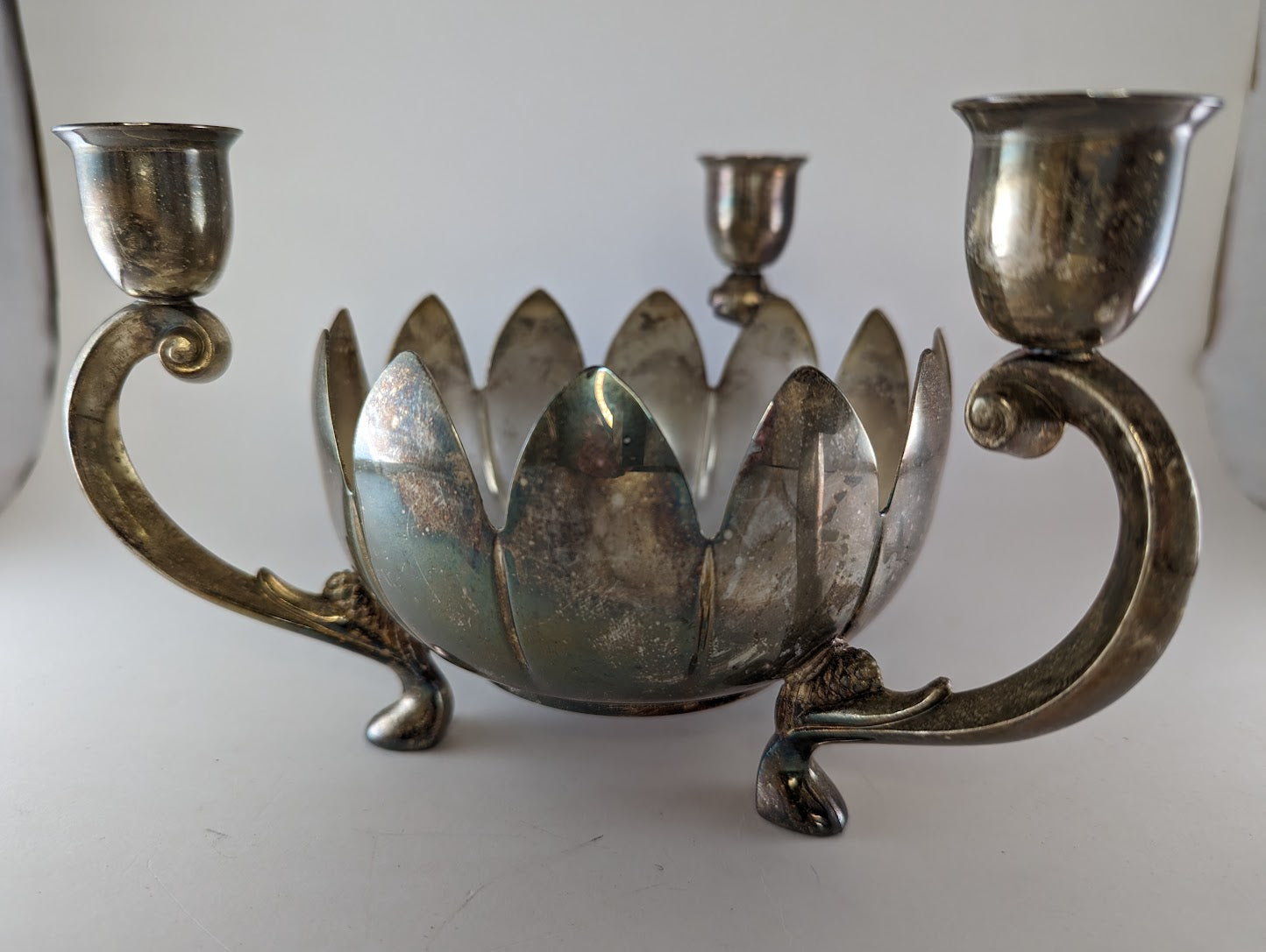 Leonard Silver Plated Candelabra with Lotus Flower Bowl – RSPVintage