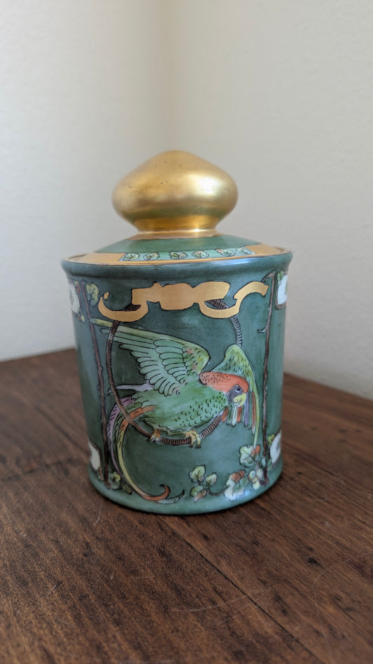 Hand painted Noritake Parrot Jar (d. 1944)