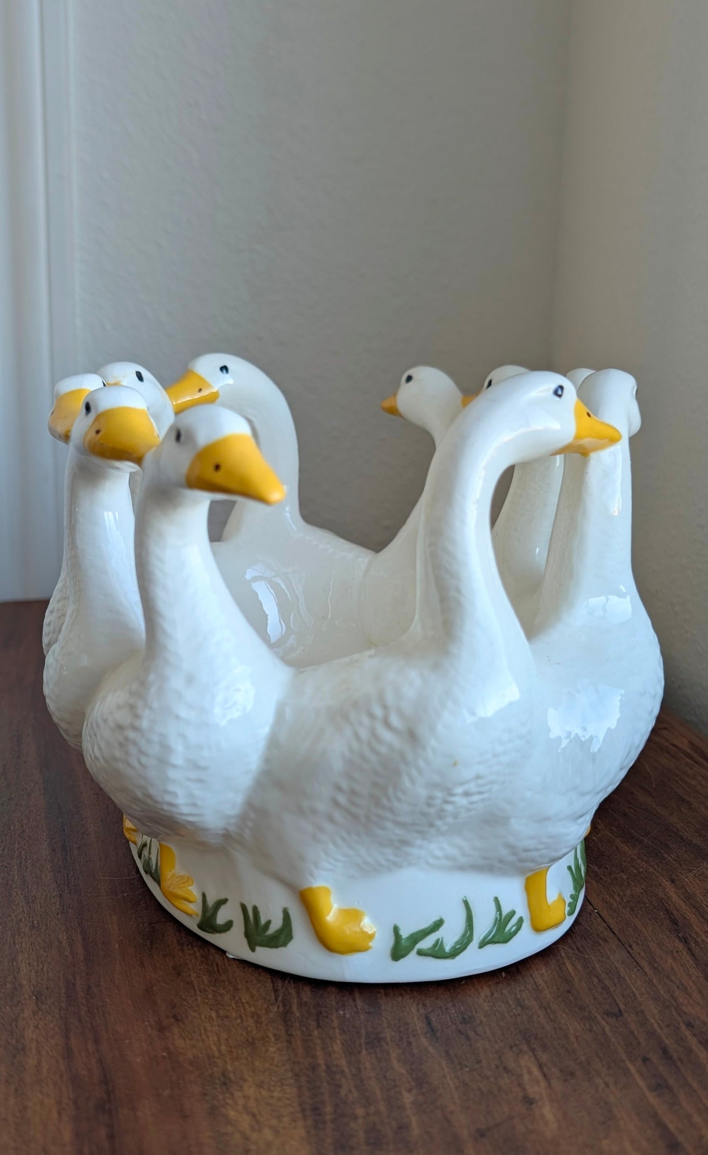 Holland Mold Ring of Ducks Planter