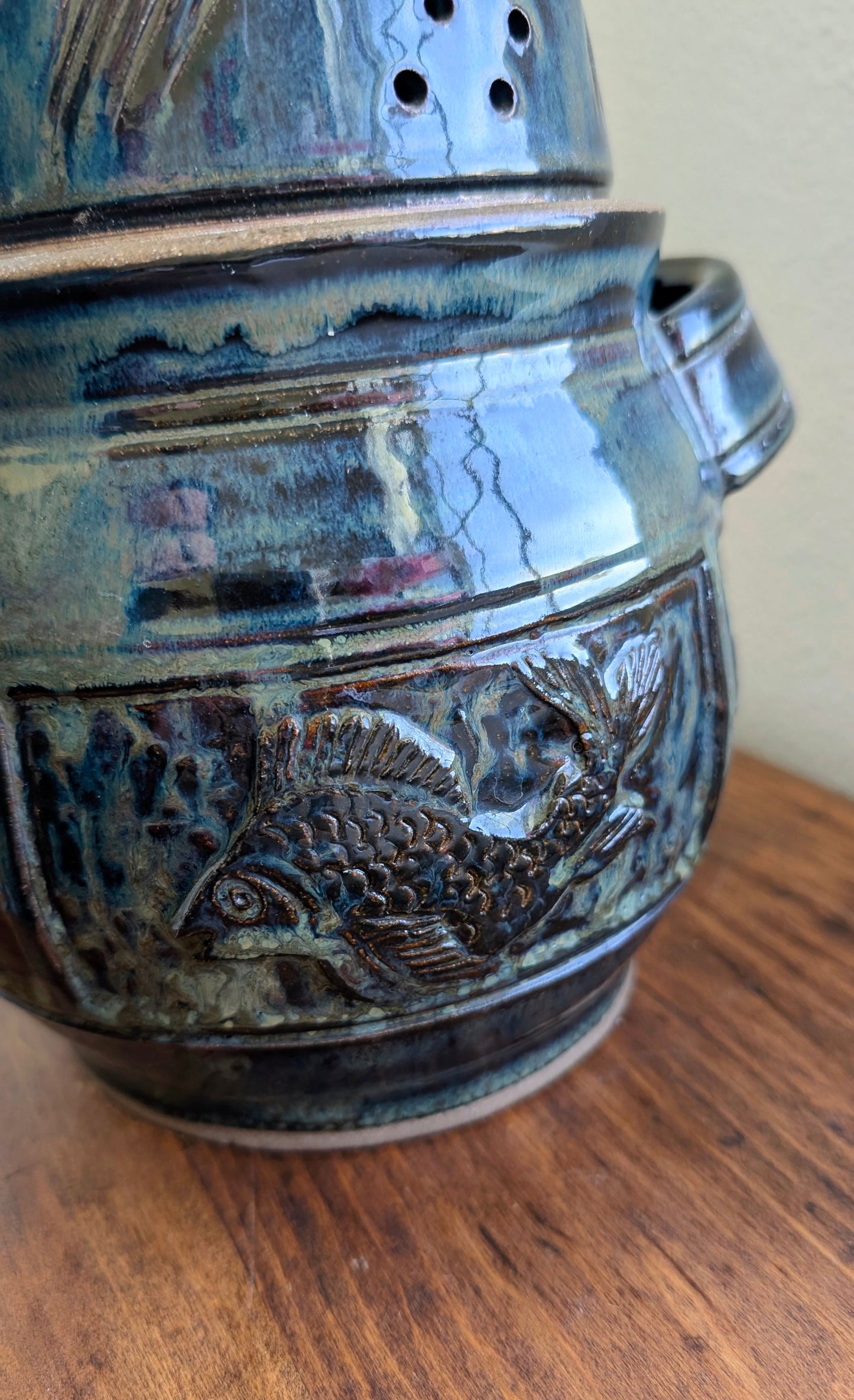 Fish Themed Pottery Garlic Keeper